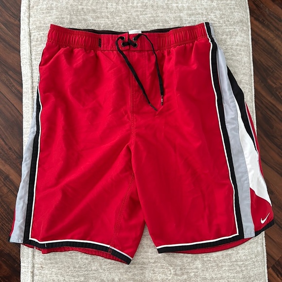 Men’s Nike Swim Trunks ☀️ Size Large - Picture 1 of 1